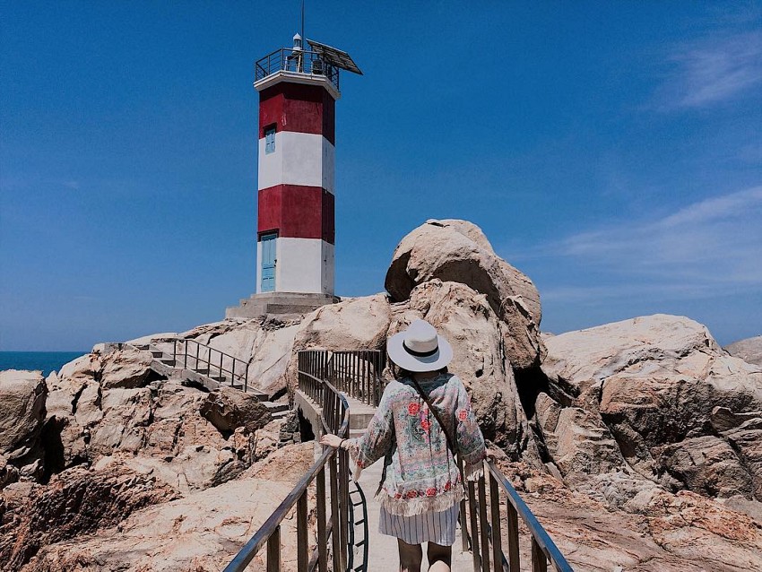 Khám phá hải đăng Gành Đèn đẹp nhất Phú Yên