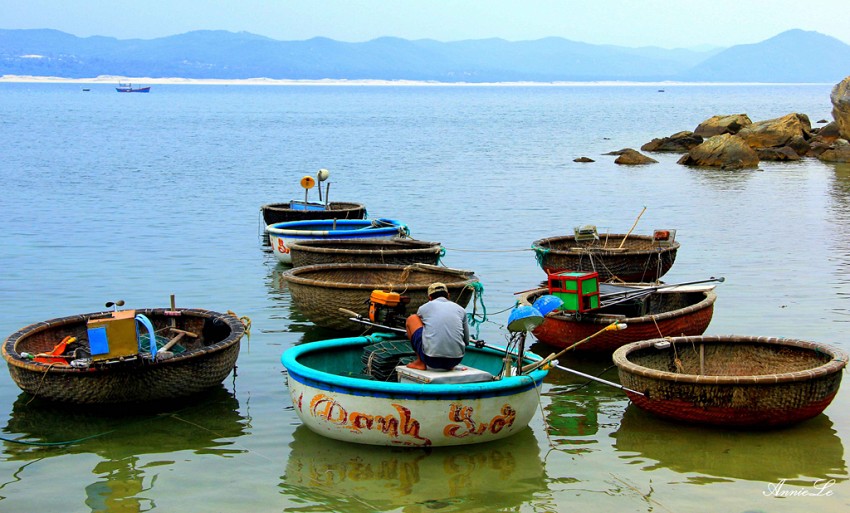 Đẹp trứ danh bãi biển Từ Nham và mùa hè nắng rực